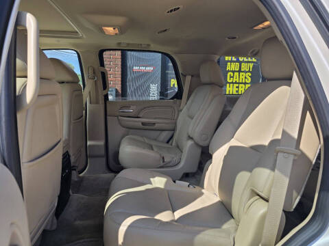 2013 Cadillac Escalade Luxury