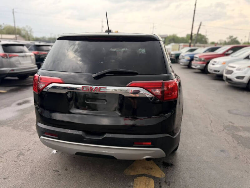 2017 GMC Acadia SLE-1