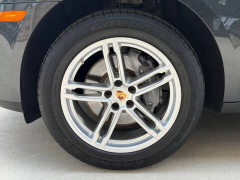 2023 Porsche Macan