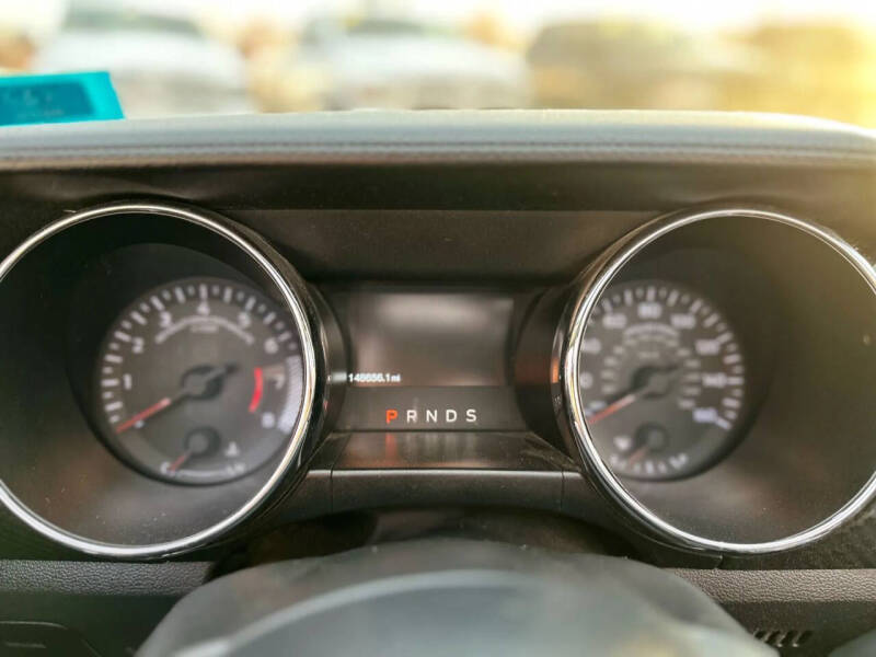 2015 Ford Mustang V6