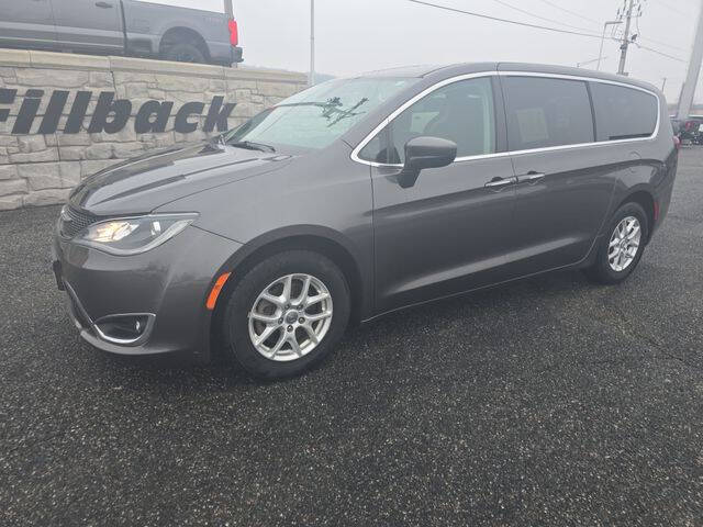 2017 Chrysler Pacifica Touring-L