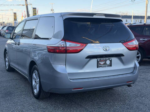 2016 Toyota Sienna L 7-Passenger