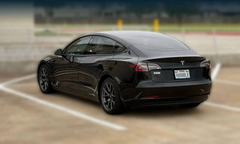 2021 Tesla Model 3 Standard Range Plus