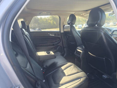 2019 Ford Edge Titanium