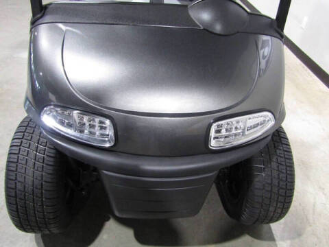 2019 E-Z-GO RXV