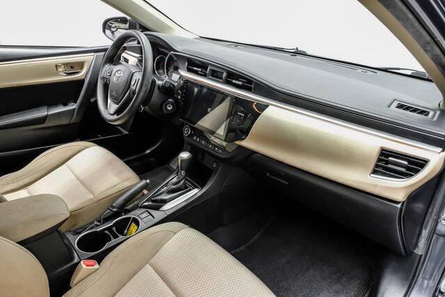 2015 Toyota Corolla LE