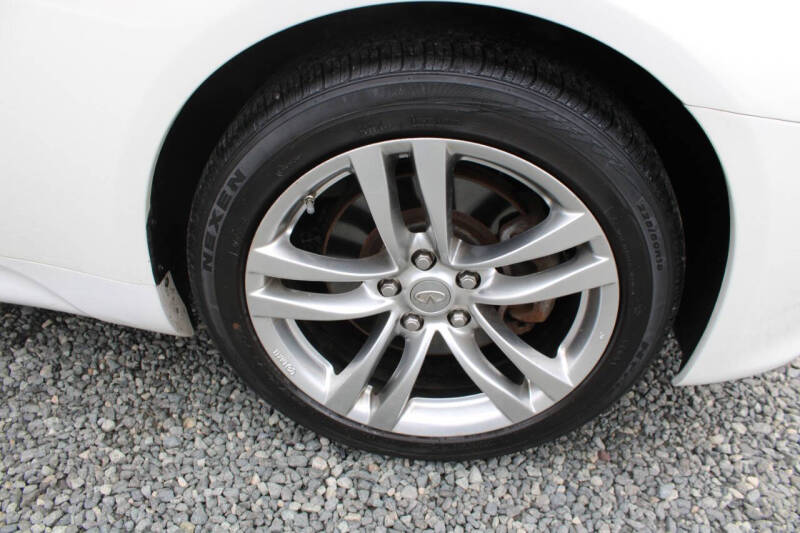 2009 Infiniti G37 Coupe x