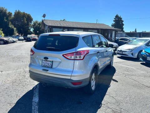 2015 Ford Escape S