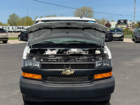 2021 Chevrolet Express 2500