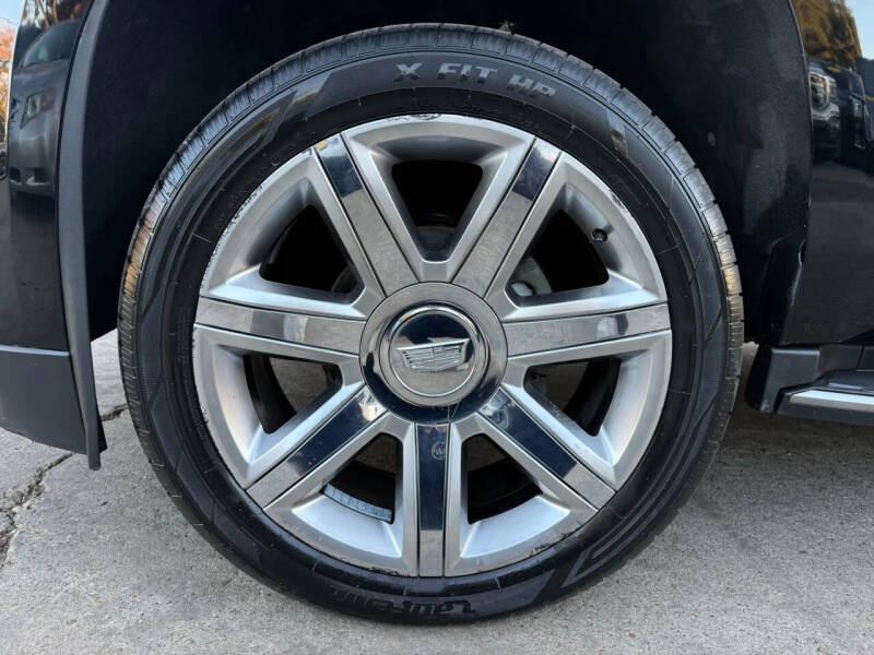 2018 Cadillac Escalade Luxury