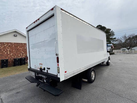 2017 Ford E-Series E-350 SD