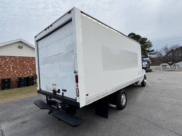 2017 Ford E-Series E-350 SD