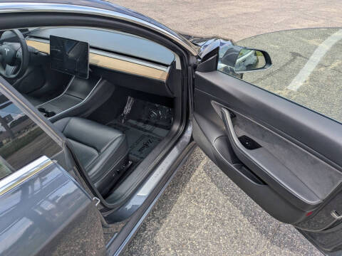 2020 Tesla Model 3 Long Range