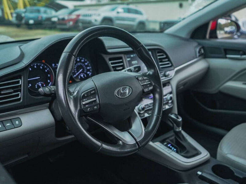 2020 Hyundai Elantra