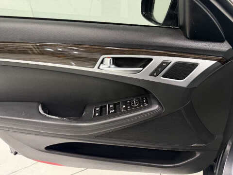 2015 Hyundai Genesis