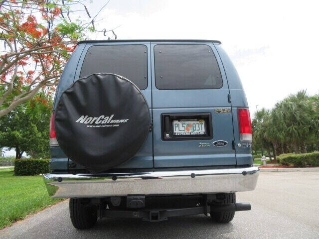 2014 Ford E-Series E-150 XLT