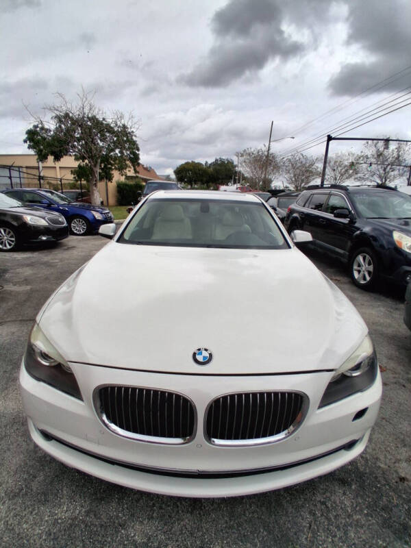 2012 BMW 7 Series 740i