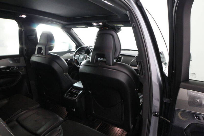 2016 Volvo XC90 T6 R-Design