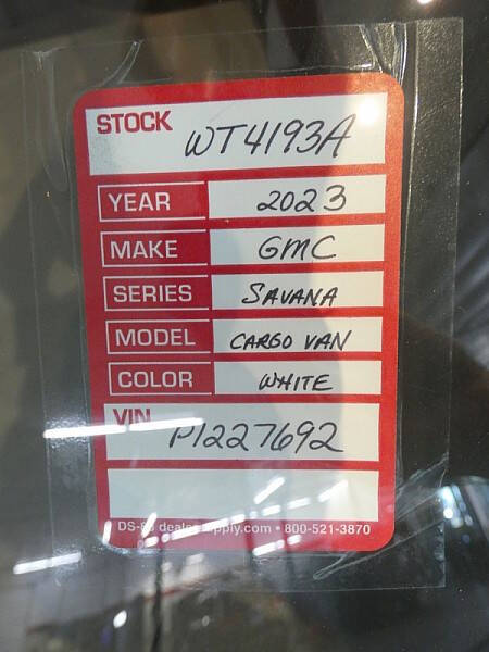 2023 GMC Savana 2500