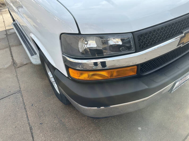 2024 Chevrolet Express 2500