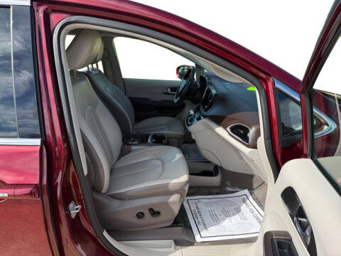2019 Chrysler Pacifica Touring L