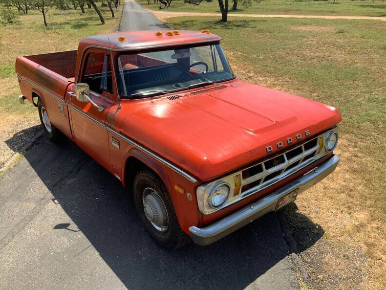 1969 Dodge D200 Pickup