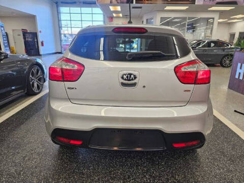 2015 Kia Rio 5-Door LX