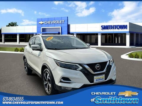 2021 Nissan Rogue Sport for sale at CHEVROLET OF SMITHTOWN in Saint James NY