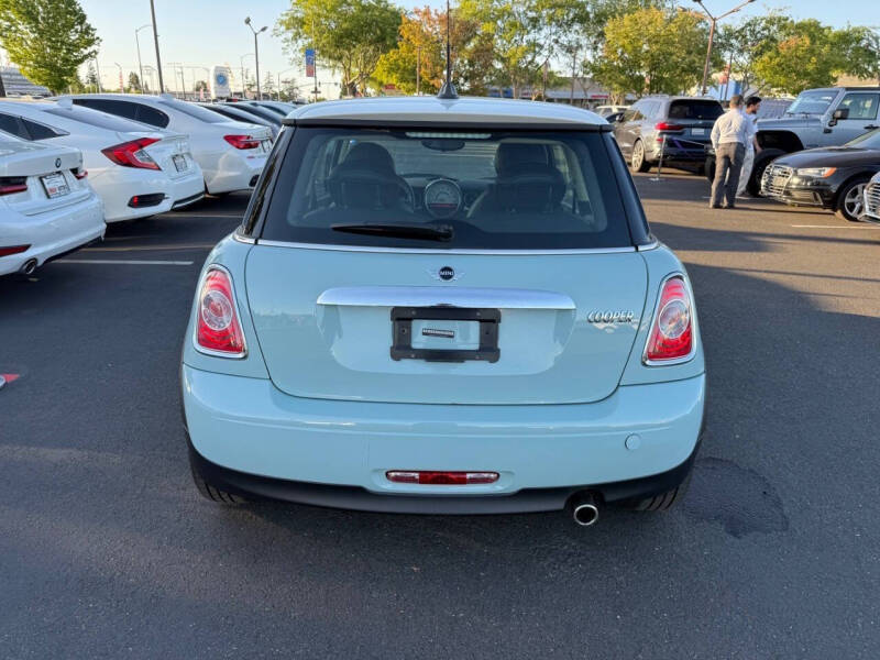 2011 MINI Cooper