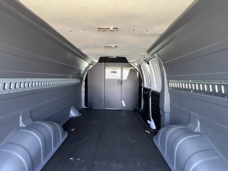 2018 Chevrolet Express 2500