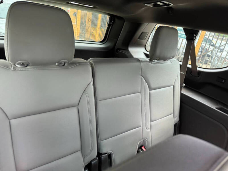 2021 Chevrolet Suburban Z71