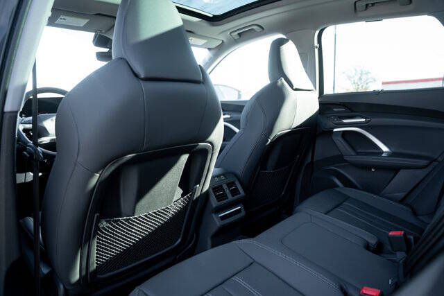 2025 Audi Q5 quattro Premium Plus TFSI