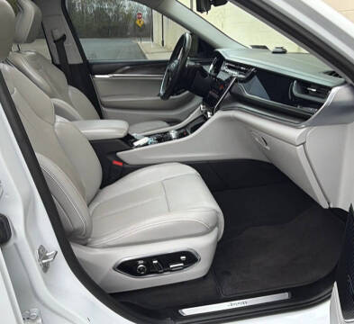 2022 Jeep Grand Cherokee L Overland