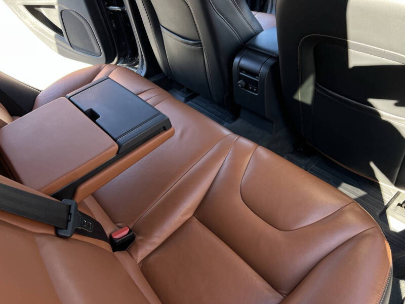 2015 Volvo V60 Cross Country T5 Platinum