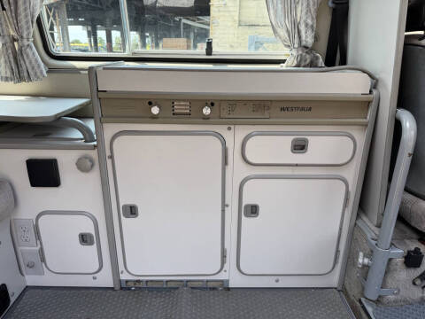 1988 Volkswagen Vanagon Camper