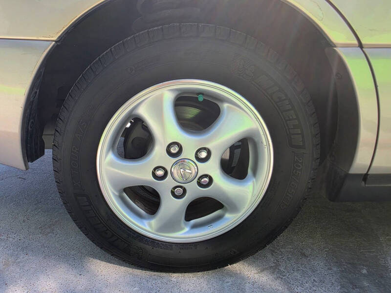 1999 Lexus ES 300
