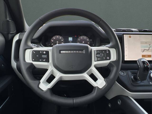 2025 Land Rover Defender 90 P300 S
