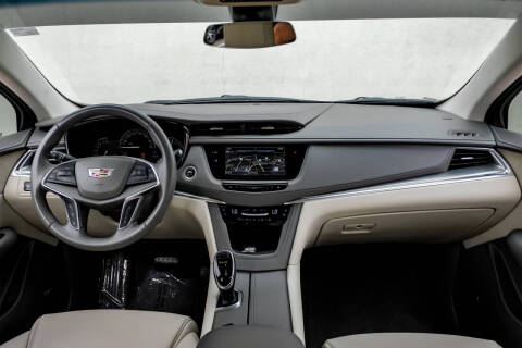 2018 Cadillac XT5 Premium Luxury