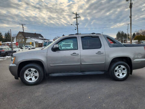 2012 Chevrolet Avalanche LS