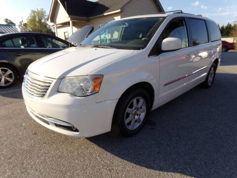 2012 Chrysler Town and Country for sale at Creech Auto Sales in Garner NC