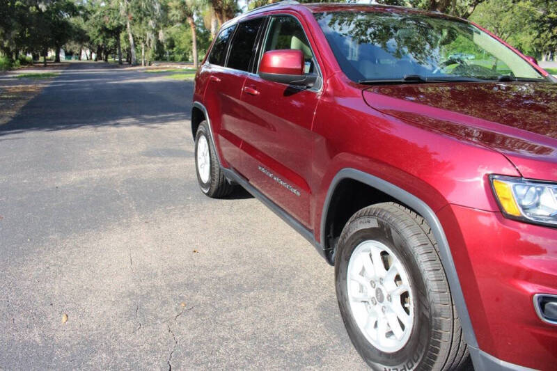 2020 Jeep Grand Cherokee Laredo