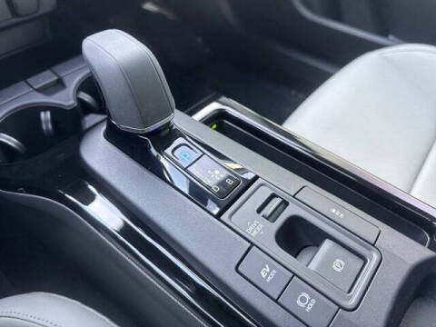 2025 Toyota Prius XLE