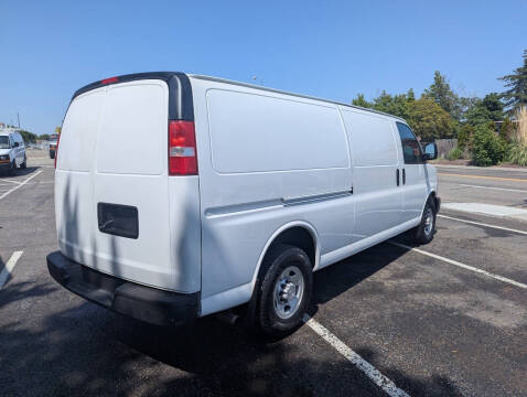 2017 Chevrolet Express 3500