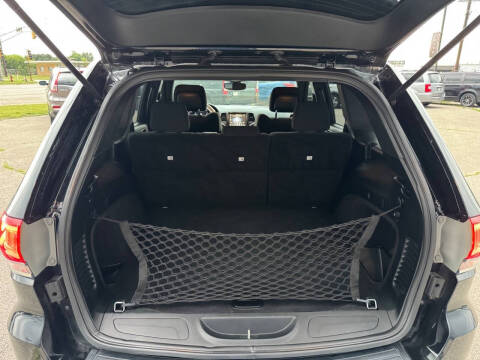 2017 Jeep Grand Cherokee Laredo