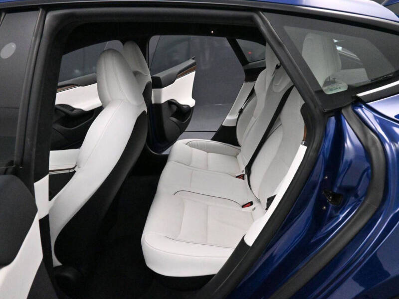 2021 Tesla Model S Plaid