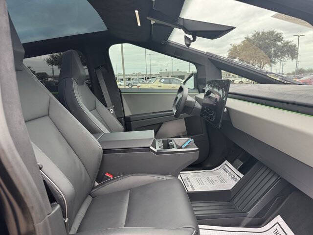 2024 Tesla Cybertruck Cyberbeast