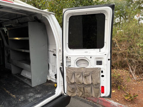 2012 Ford E-Series E-150