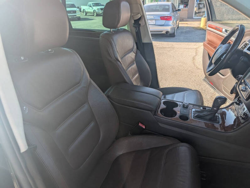 2013 Volkswagen Touareg VR6 Sport