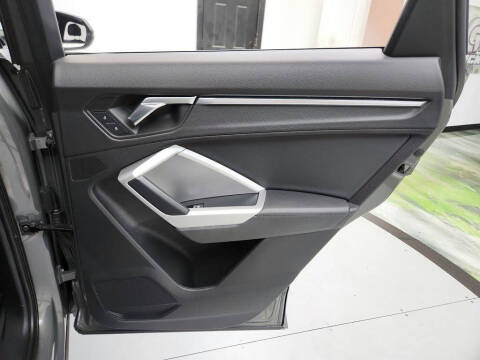 2020 Audi Q3 quattro S line Premium 45 TFSI