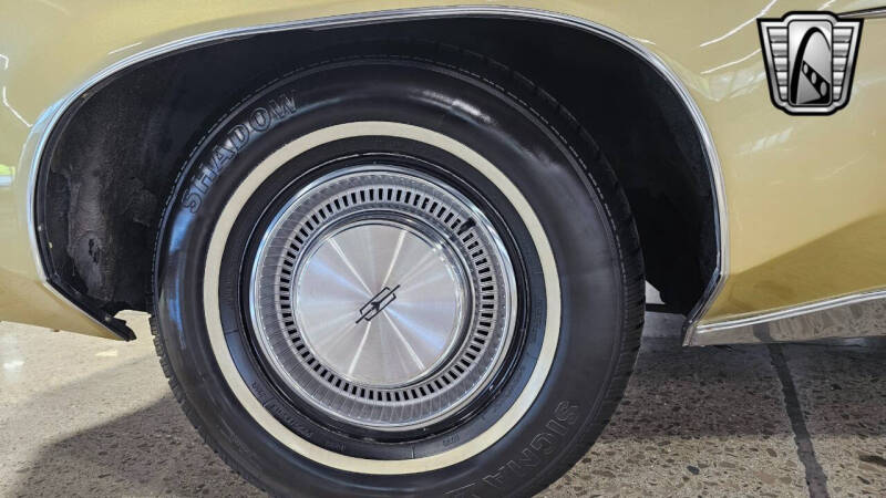 1972 Oldsmobile Ninety-Eight